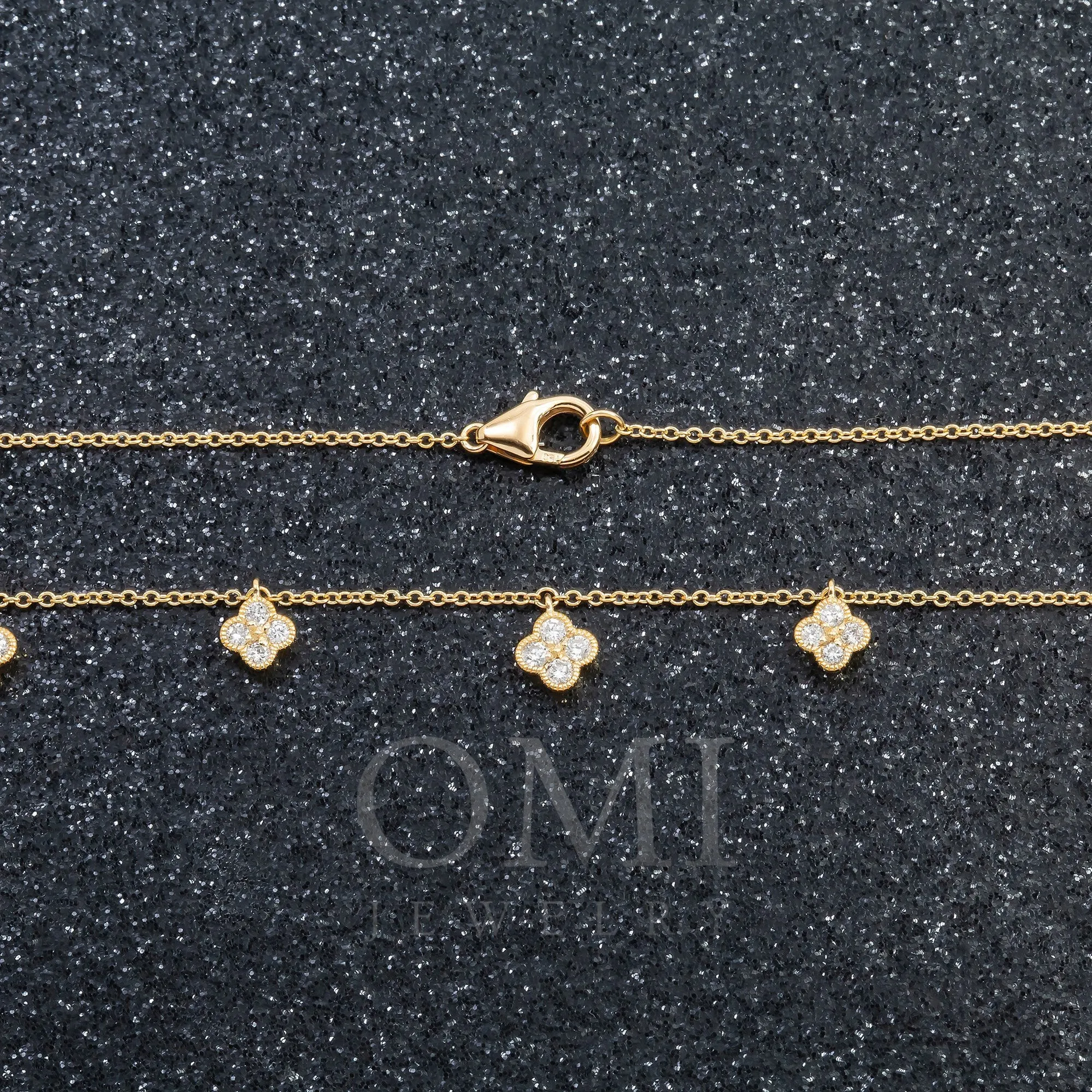 18K GOLD ROUND DIAMOND CLOVER SHAPE NECKLACE 0.36 CT