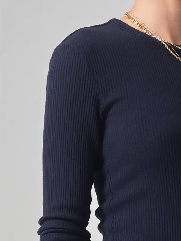 Bina Crewneck in Navy