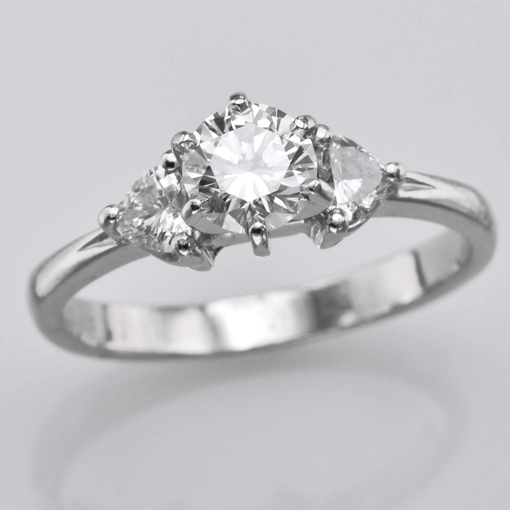 Estate Platinum 0.56 Ct Diamond Three-Stone Band Ring 4.6 Grams Size 6.25 F/G VS-1