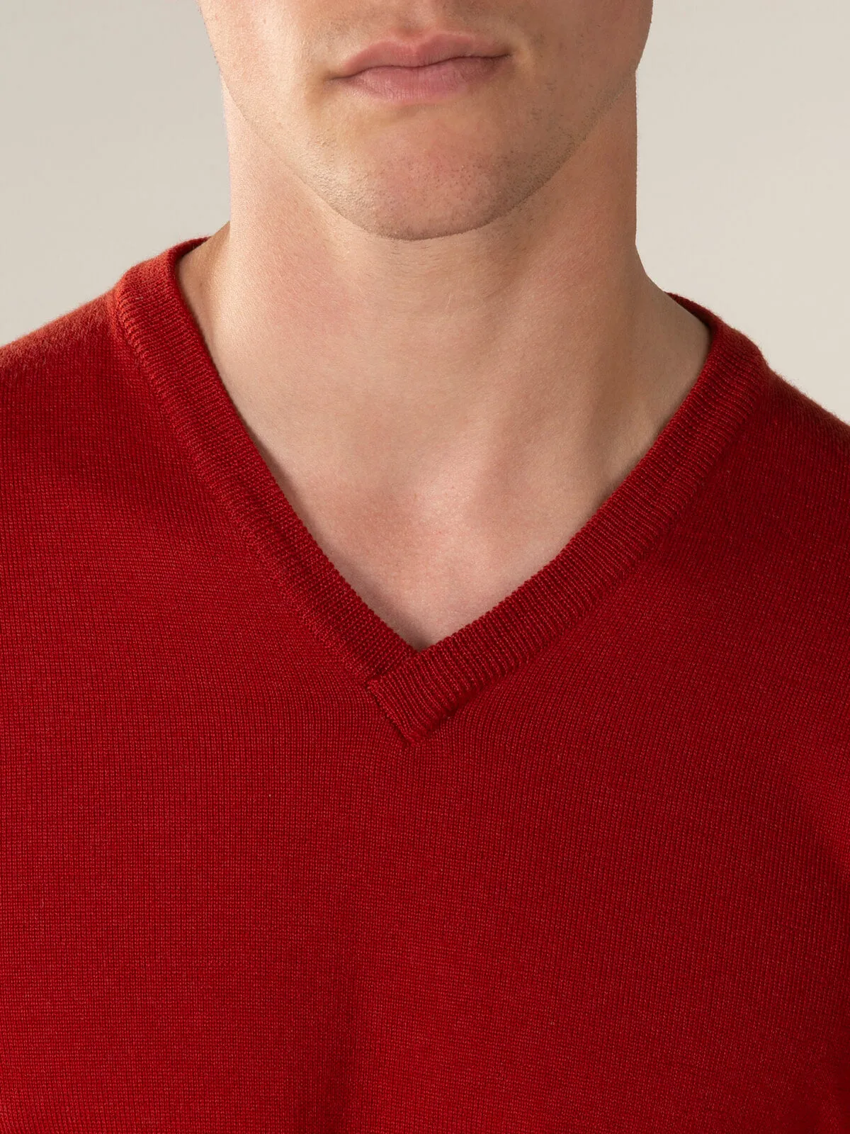 Extrafine Merino V-Neck Burnt Sienna