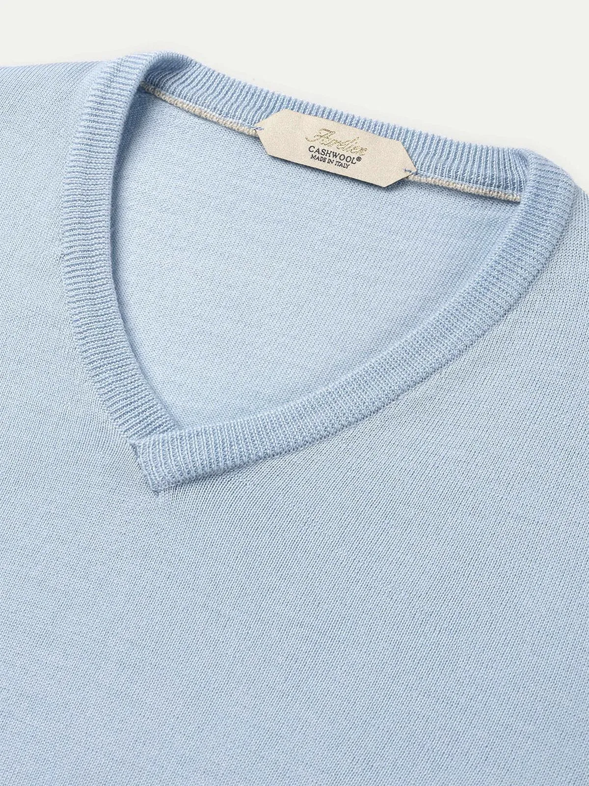 Extrafine Merino V-Neck Light Blue