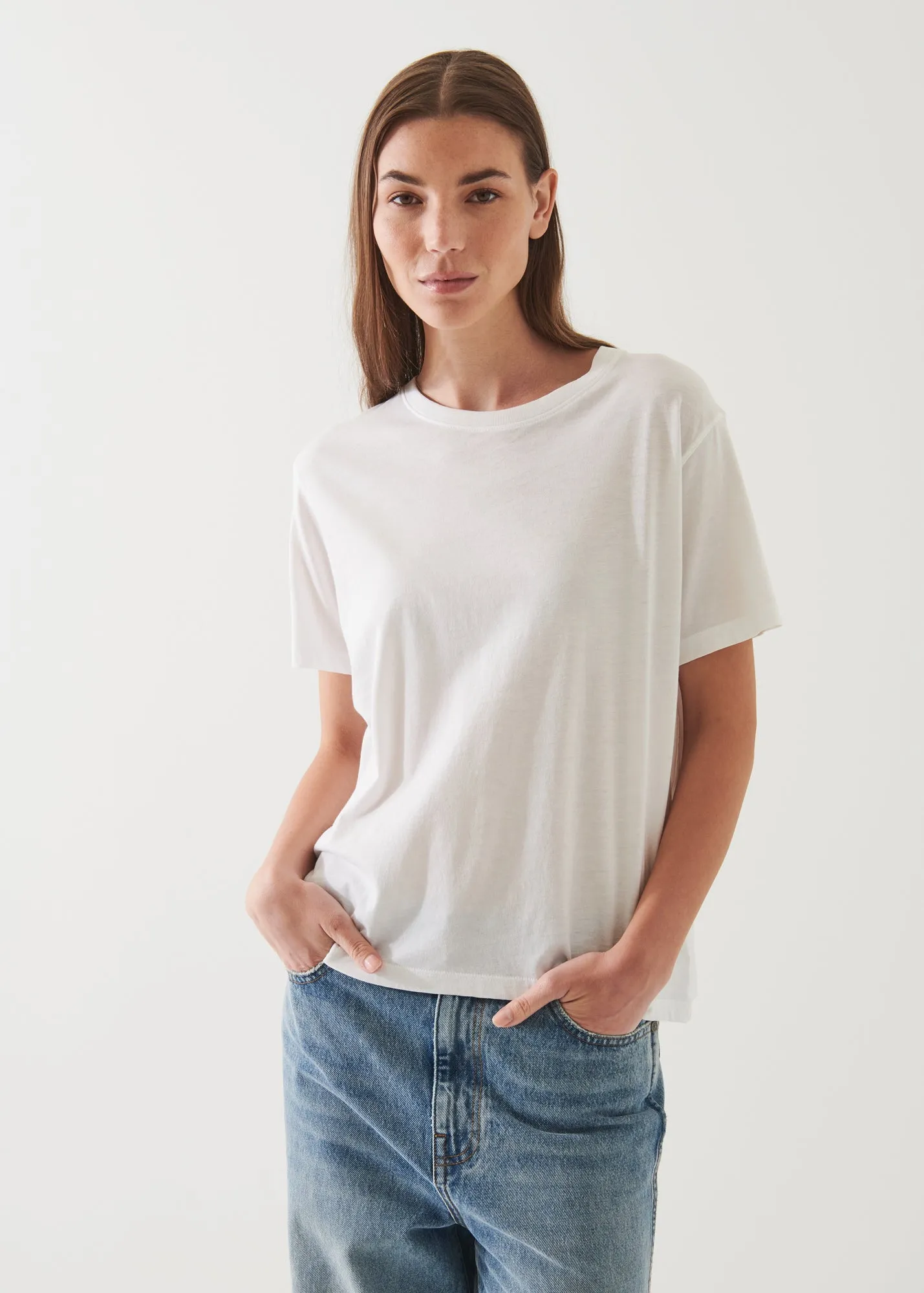 LIGHTWEIGHT PIMA COTTON BOYFRIEND T-SHIRT