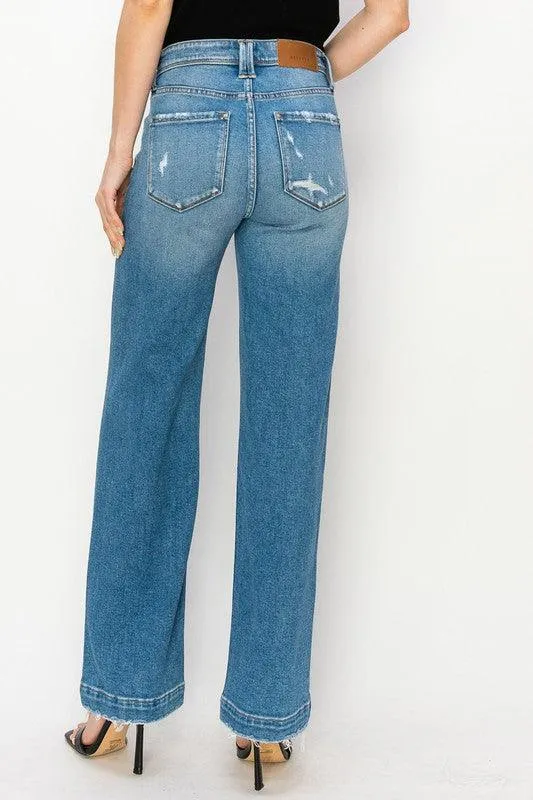 PLUS SIZE - HIGH RISE STRAIGHT LEG JEANS