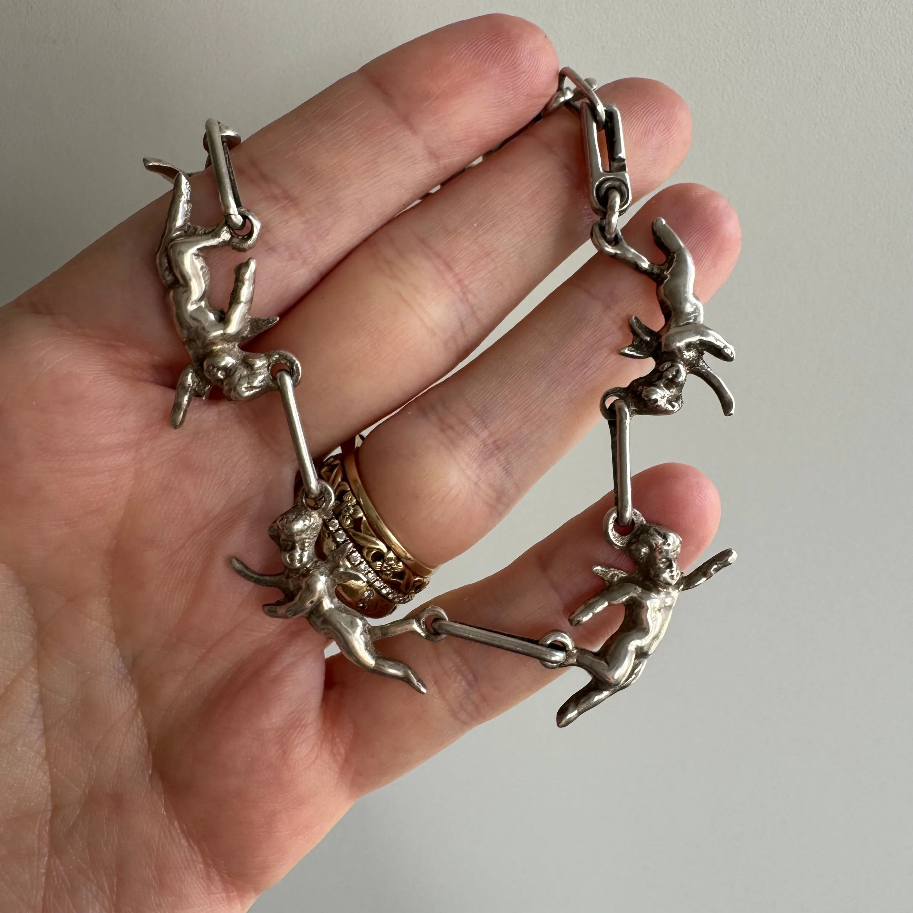 V I N T A G E // angel team / sterlings silver cherub chain bracelet / 7.25