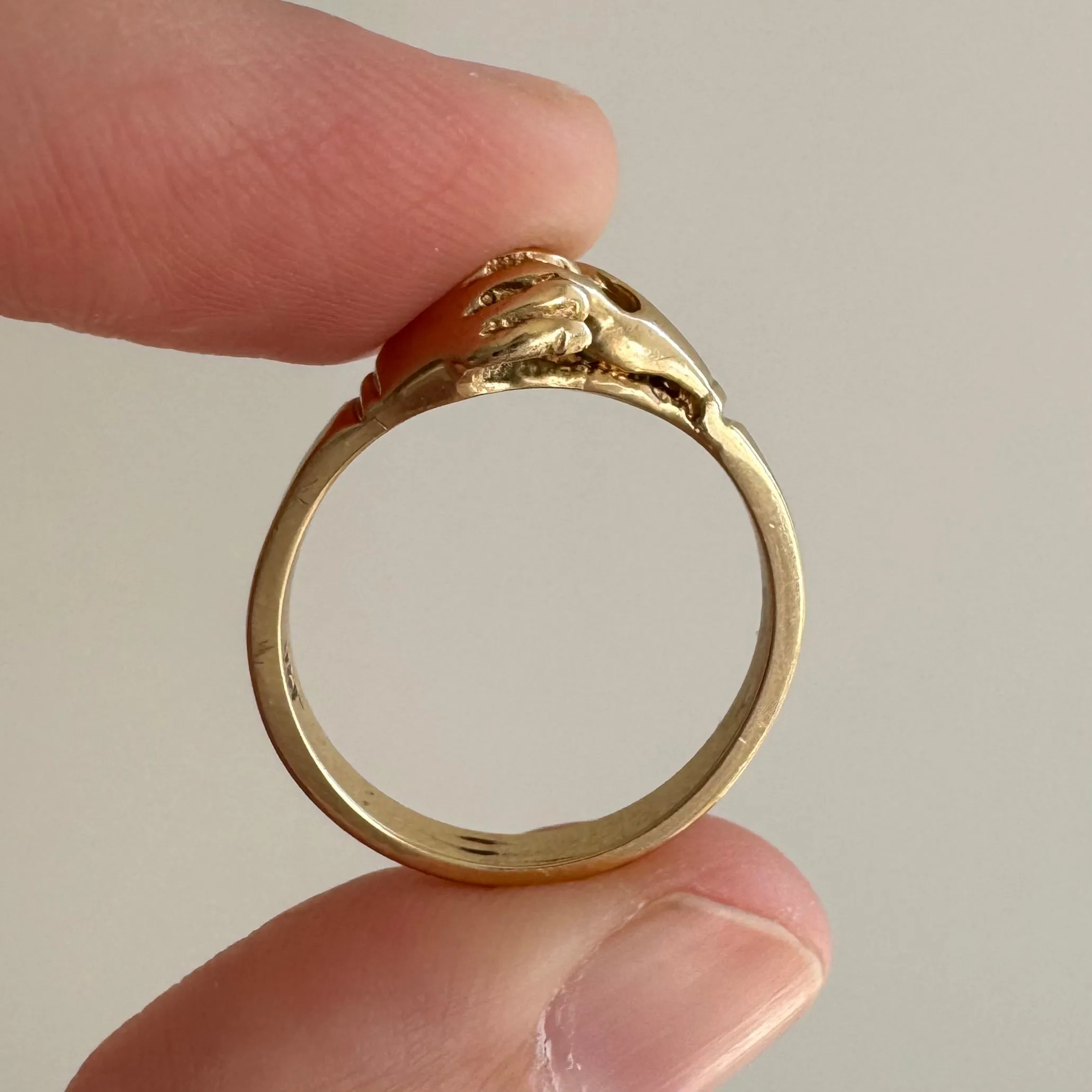 V I N T A G E // sparkly partnership / 14k yellow gold fede gimmel ring / Claddagh / size 5.5