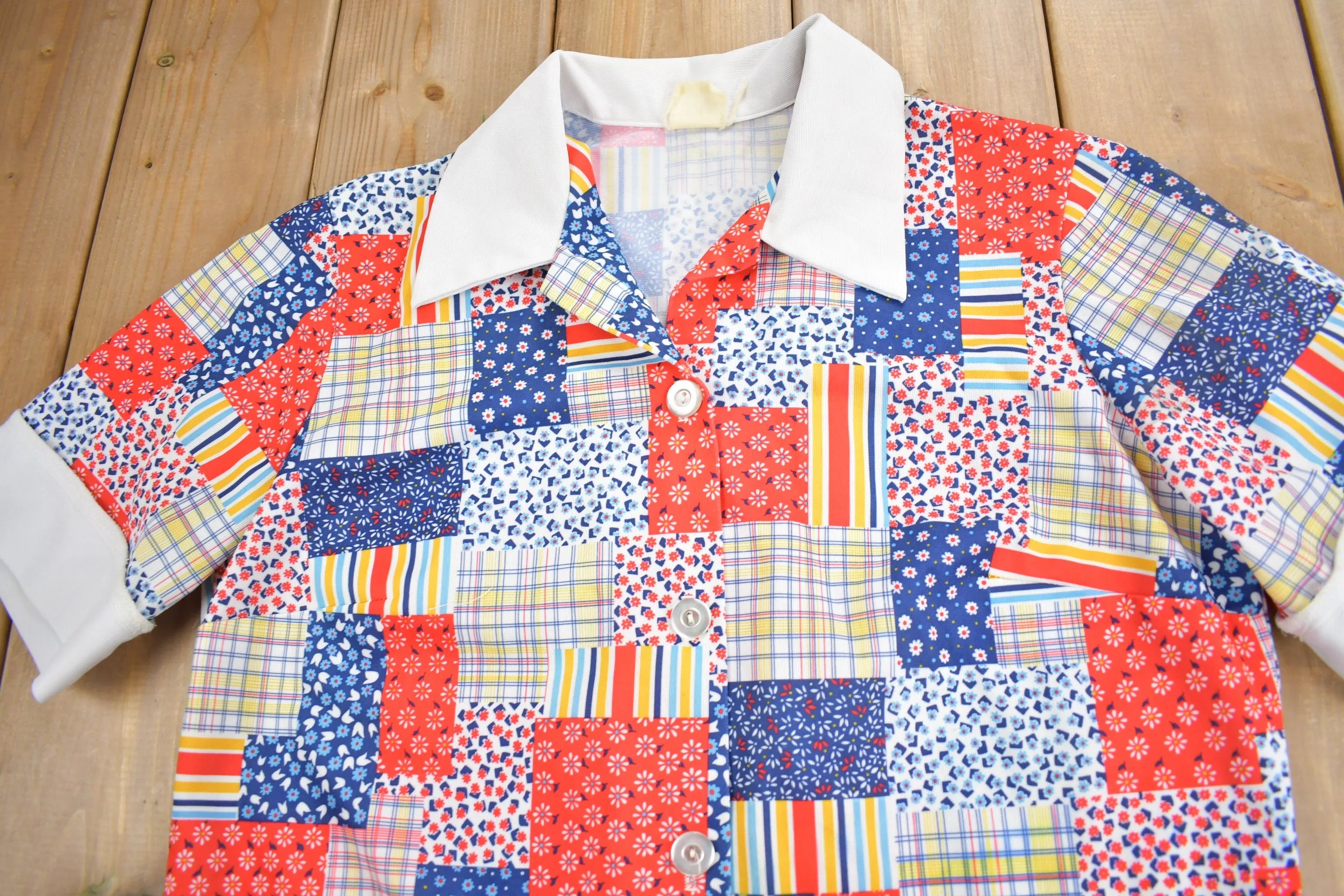 Vintage 1960s Patchwork Button Up Short Sleeve Polyester Shirt / True Vintage / Dagger Collar / Retro Menswear / 1960s Fashion / Disco