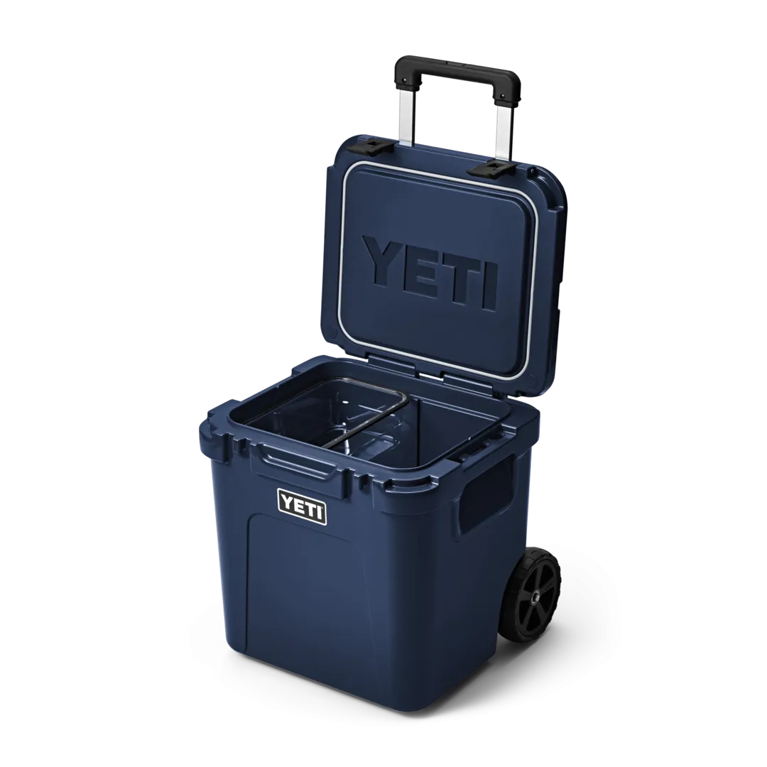 'Yeti' Roadie 48 Wheeled Hard Cooler - Navy